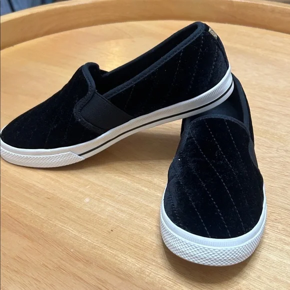 Lauren Ralph Lauren Black Velvet Slip-On Sneakers with White Soles - Picture 6 of 12